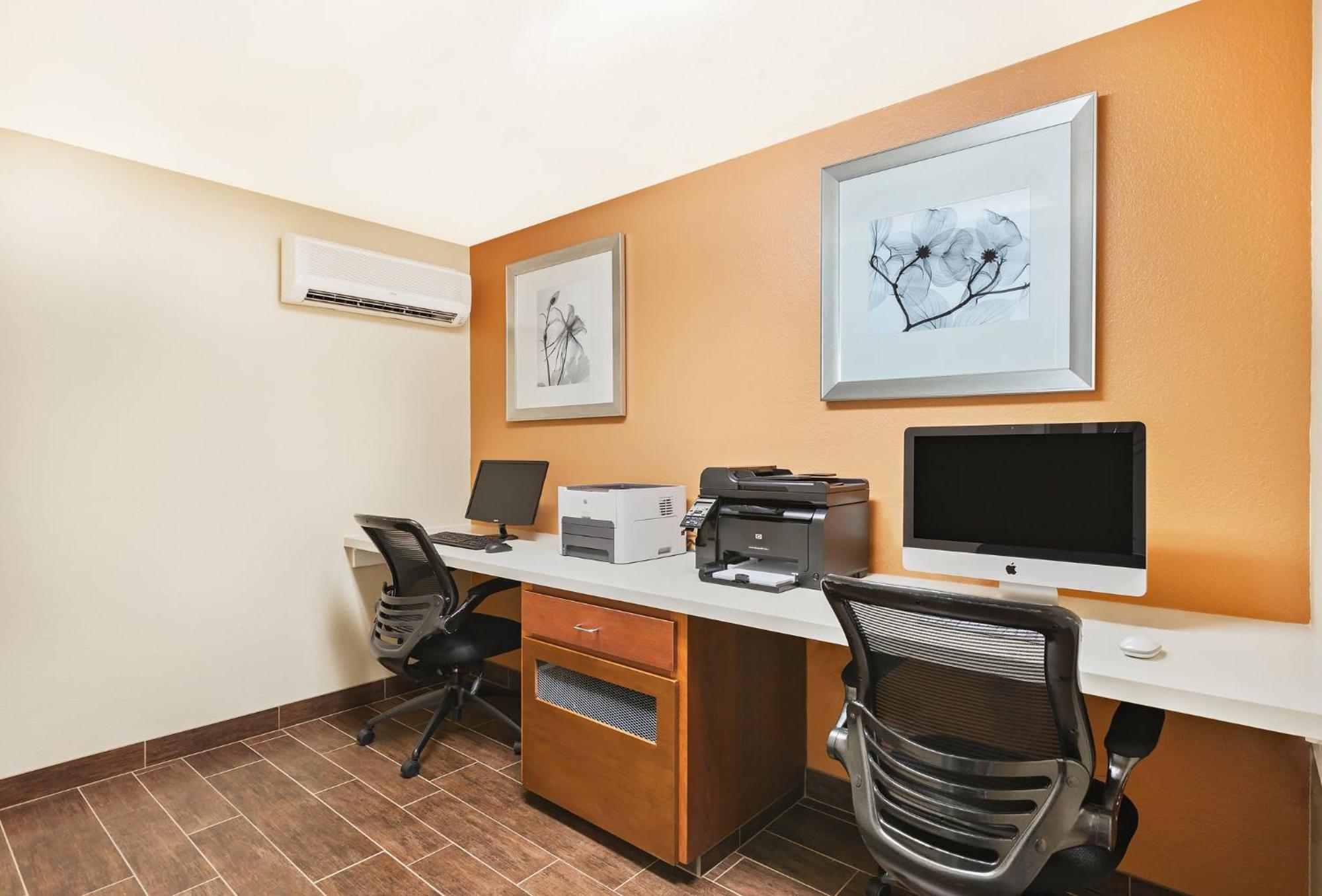 Holiday Inn Express Hotel & Suites San Jose-Morgan Hill By Ihg Exterior photo